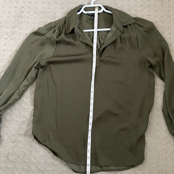 Banana Republic Satiny Blouse - size S - Picture 3 of 6